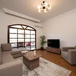 77 By Spacey - 1Br In Maadi